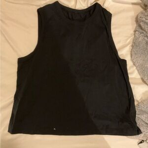 Lululemon workout shirt